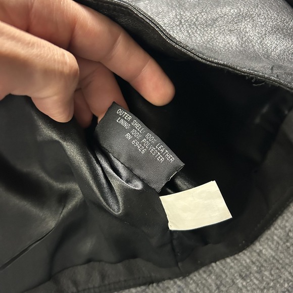 Wilsons Leather Vest Mens Large Black Button Front Adjustable Buckle Lined - Picture 6 of 6